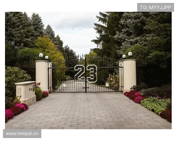 乔丹退役后居然一身奢侈品住豪宅，这生活跟球场上判若两人啊！