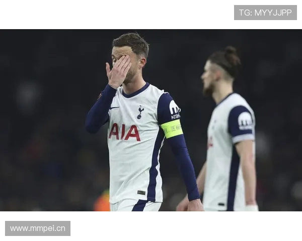 热刺高位压迫下易遭快速反击，防守转换稳定性面临考验